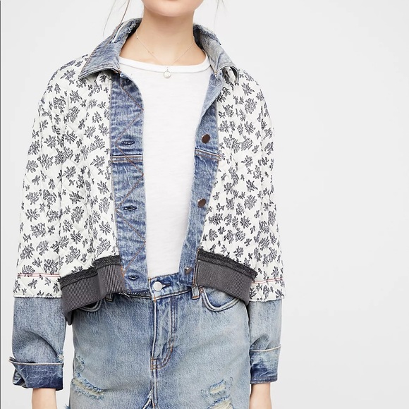 SOLD OUT and RARE - GUC - XS/S Free People Ditsy Denim Jacket - Picture 2 of 5